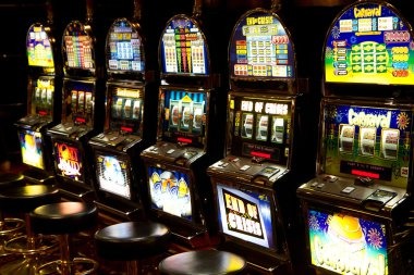 Metode pembayaran DANA, OVO, GoPay, dan QRIS di platform cuanwin77